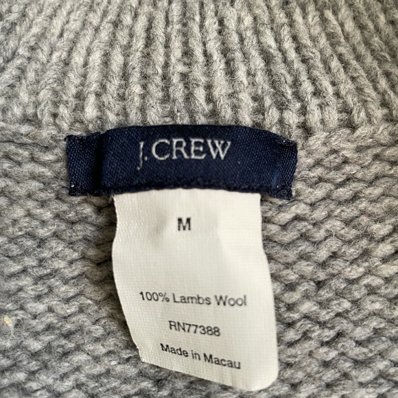 J Crew women’s wool sweater. Unzips from top & bottom, hood unbuttons. Pockets. - Picture 5 of 5